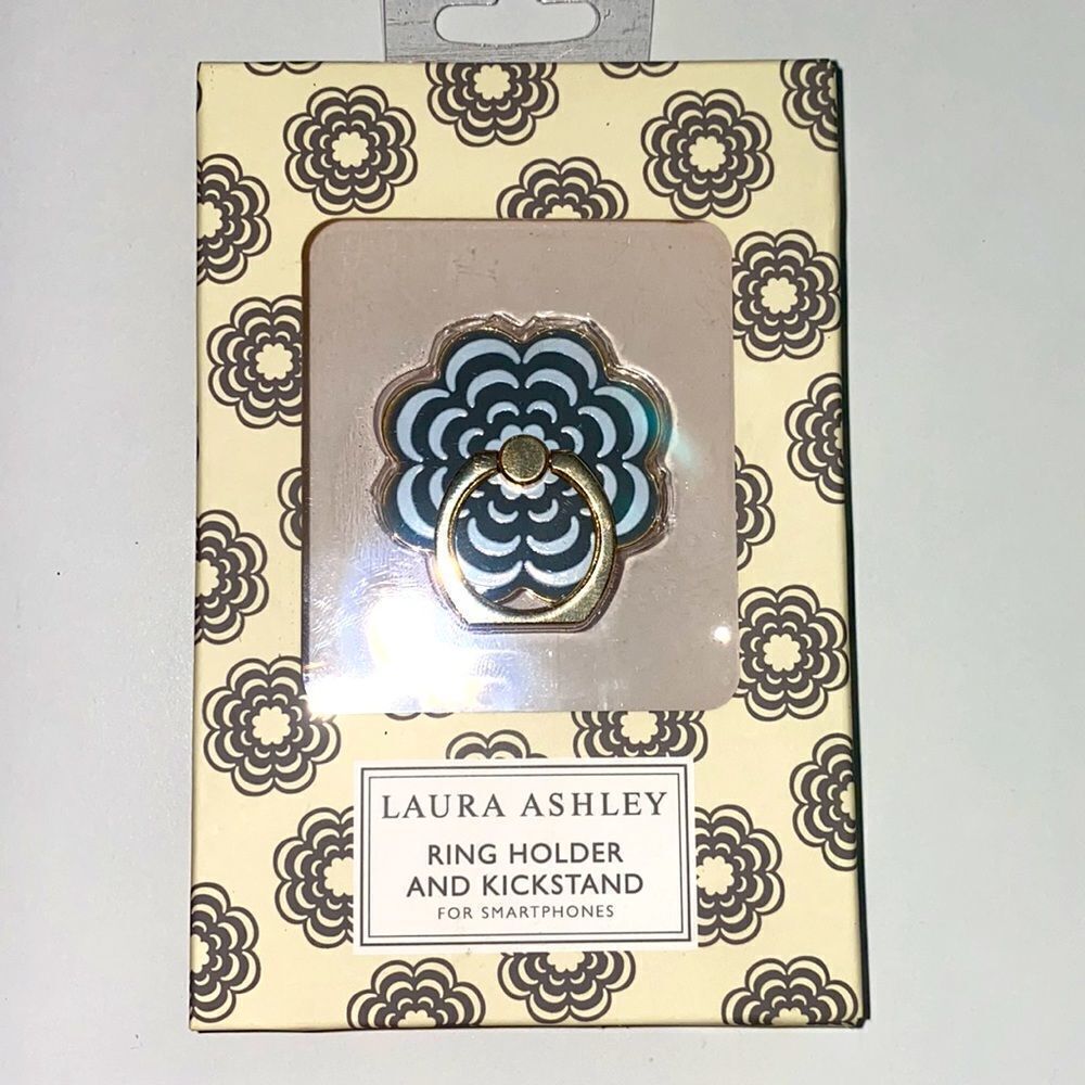 Maura Ashley ring holder & kickstand new